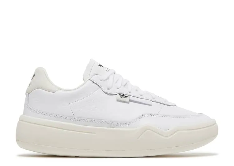 Adidas WMNS HER COURT 'TRIPLE WHITE' sneakers, white